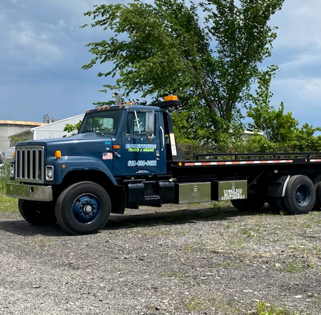 Flatbed Tow Truck